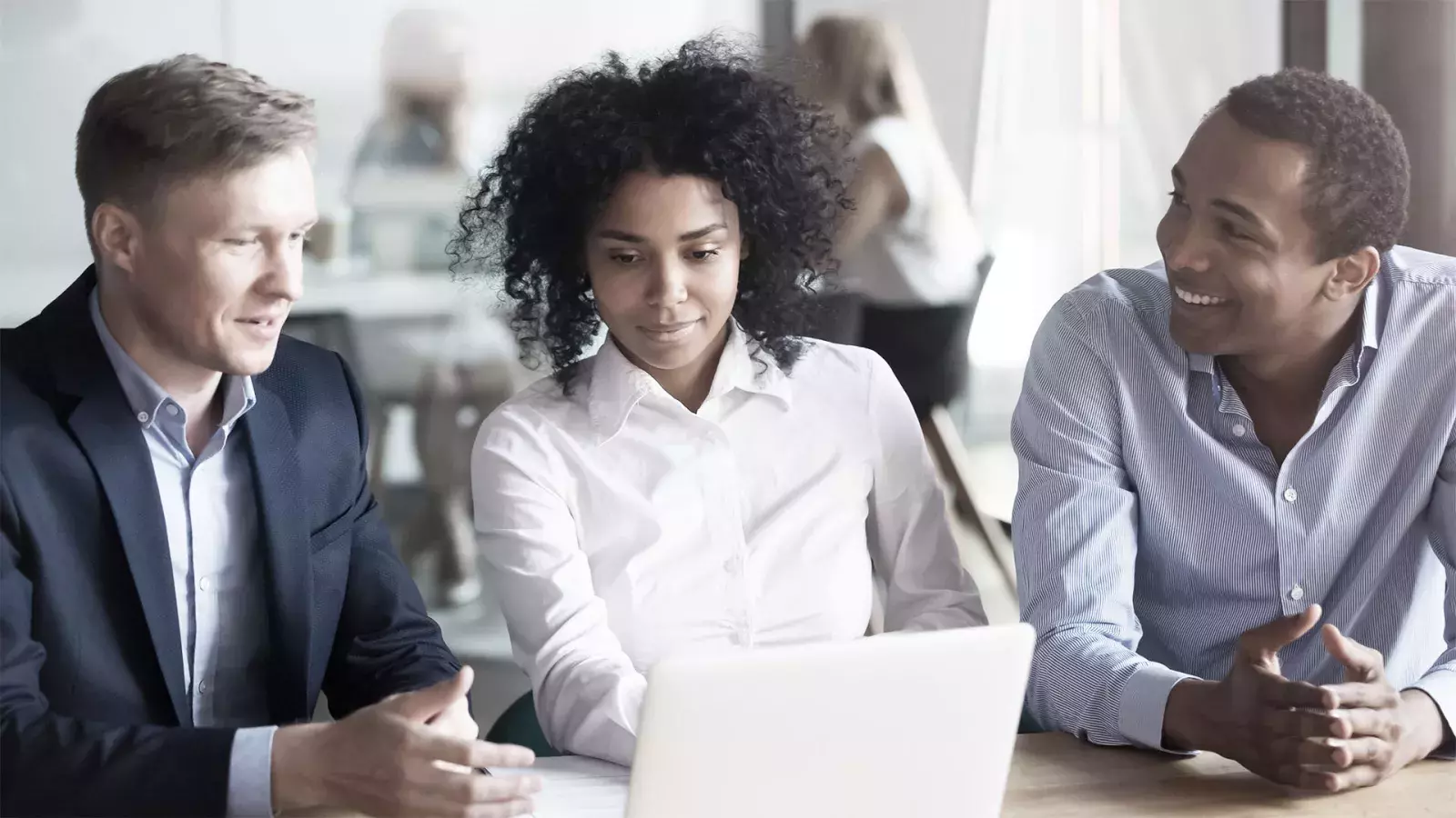 Realtors and Sales Agents: the Division of Responsibilities in the Pre-Sale Process 